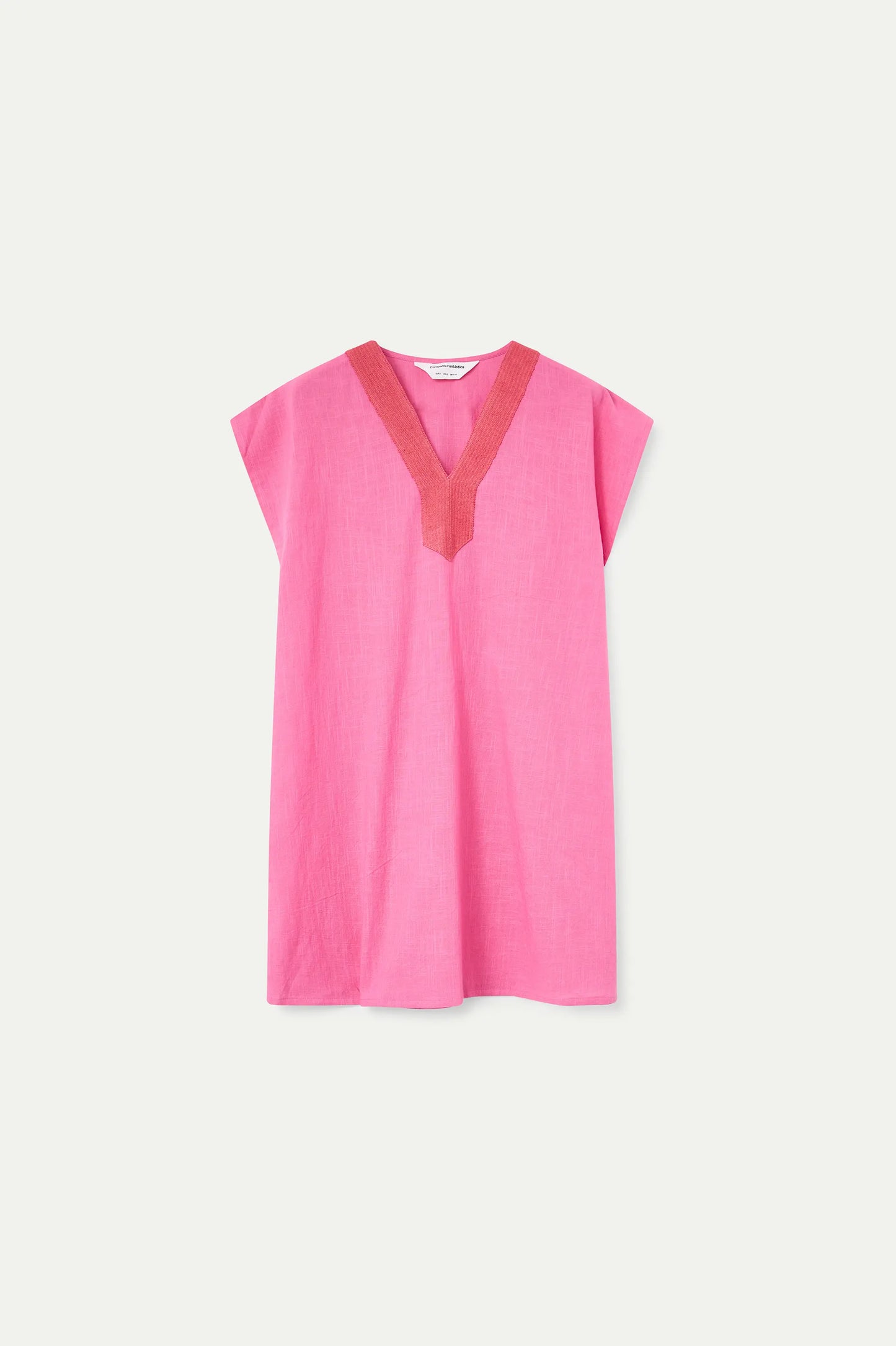 Kaftan corto rosa con escote fucisa