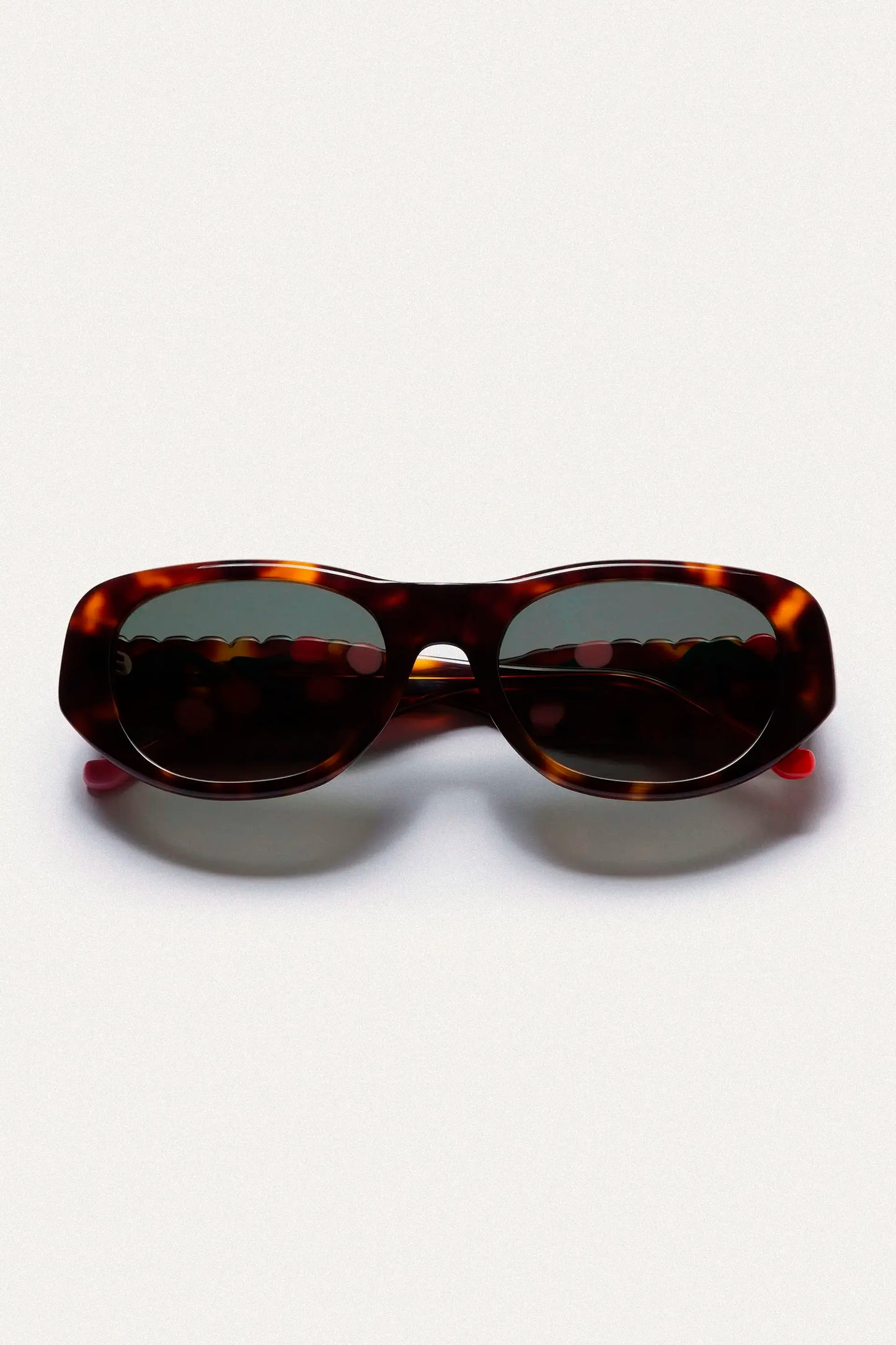 Gafas de sol marrones con estampado Guinda