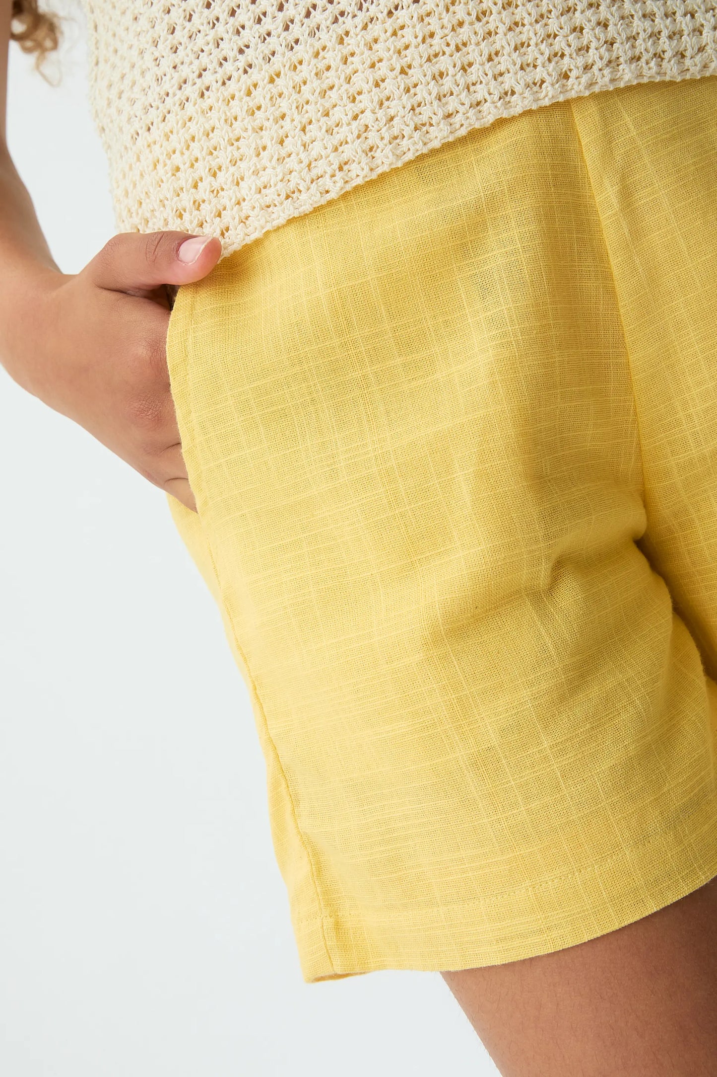 Shorts de niña 100% algodón amarillo