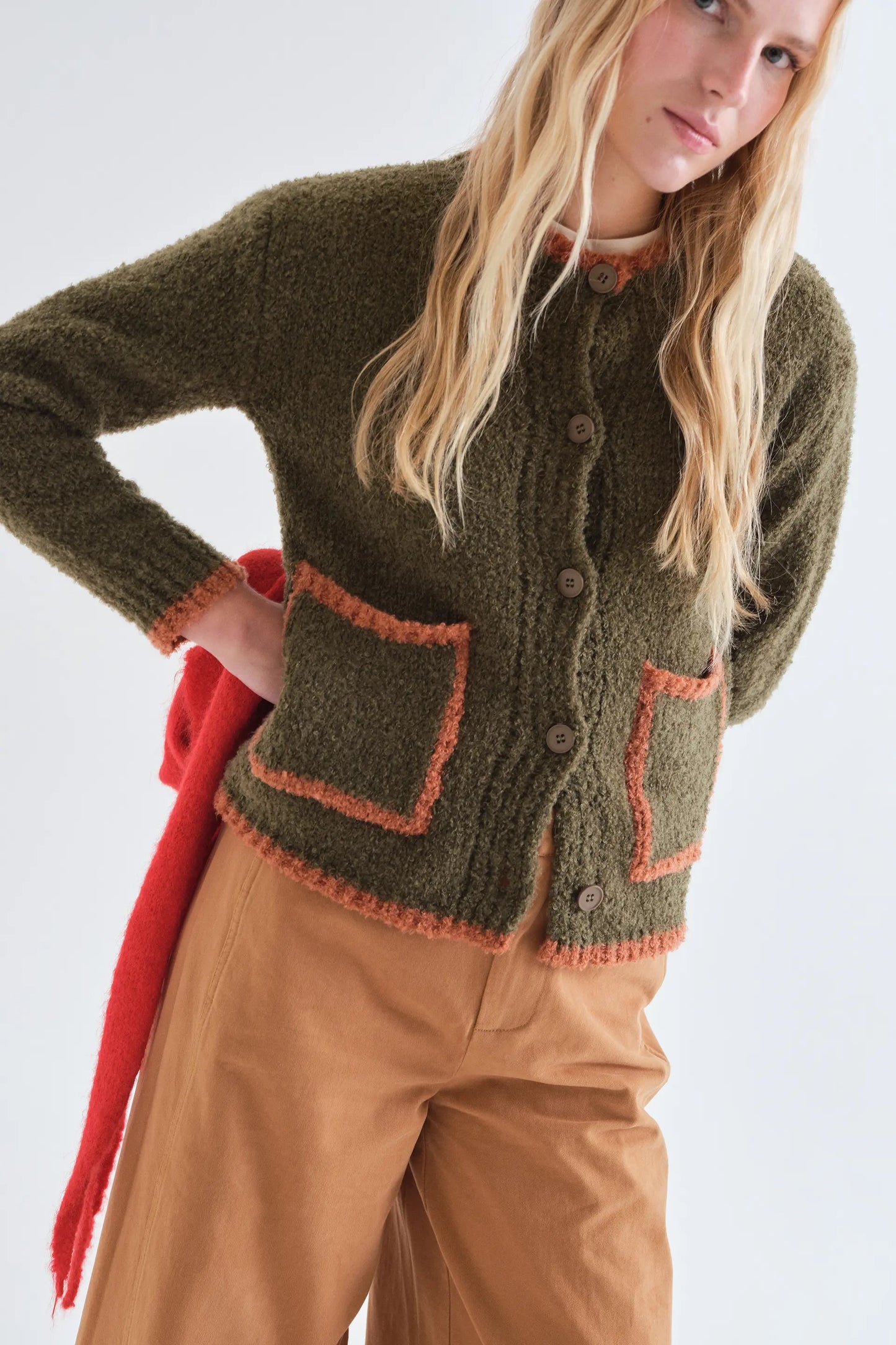 Cardigan bicolore verde scuro e arancione