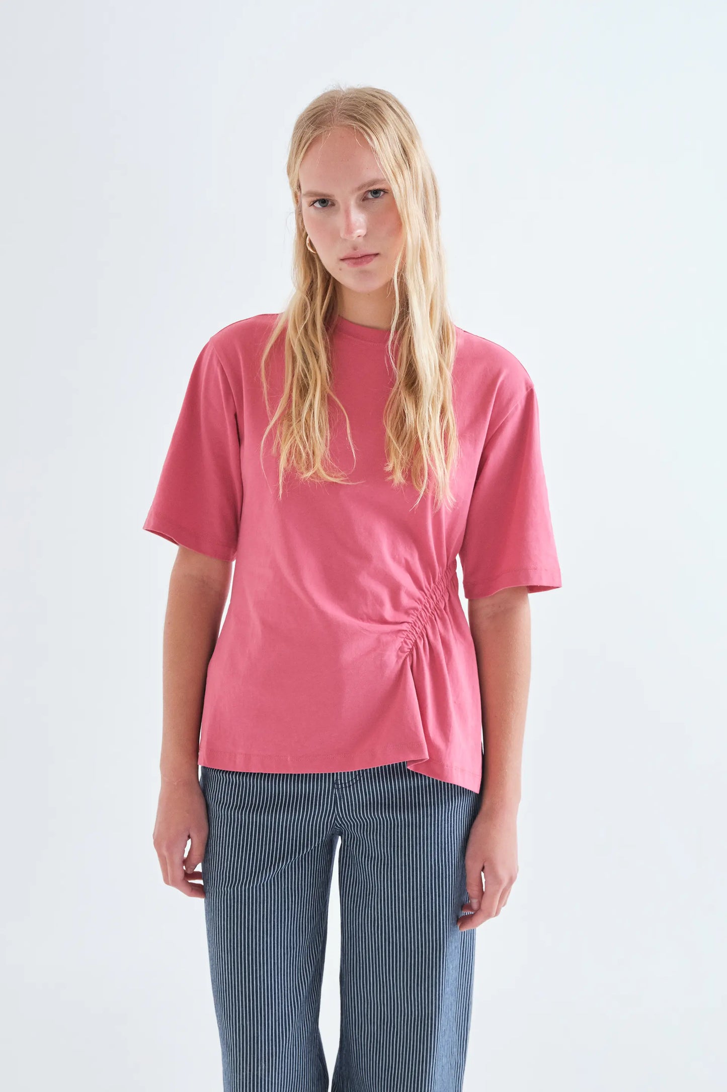 Pink 100% cotton t-shirt with waist detail