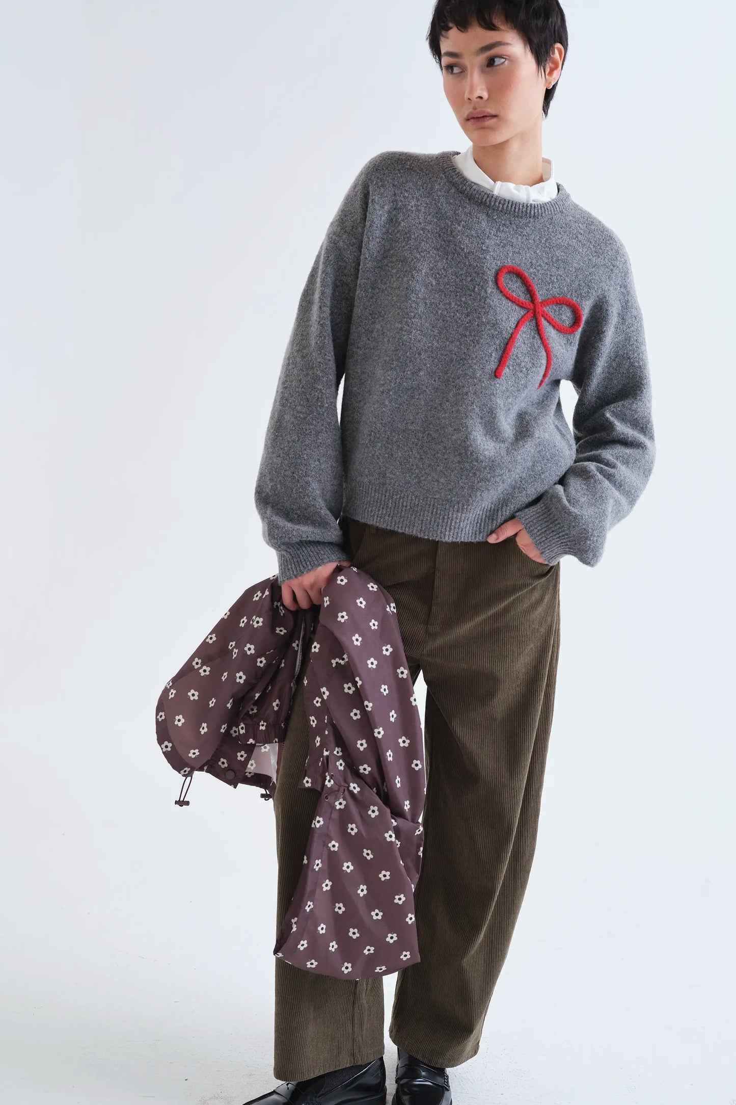 Pantalón de pana marrón oscuro