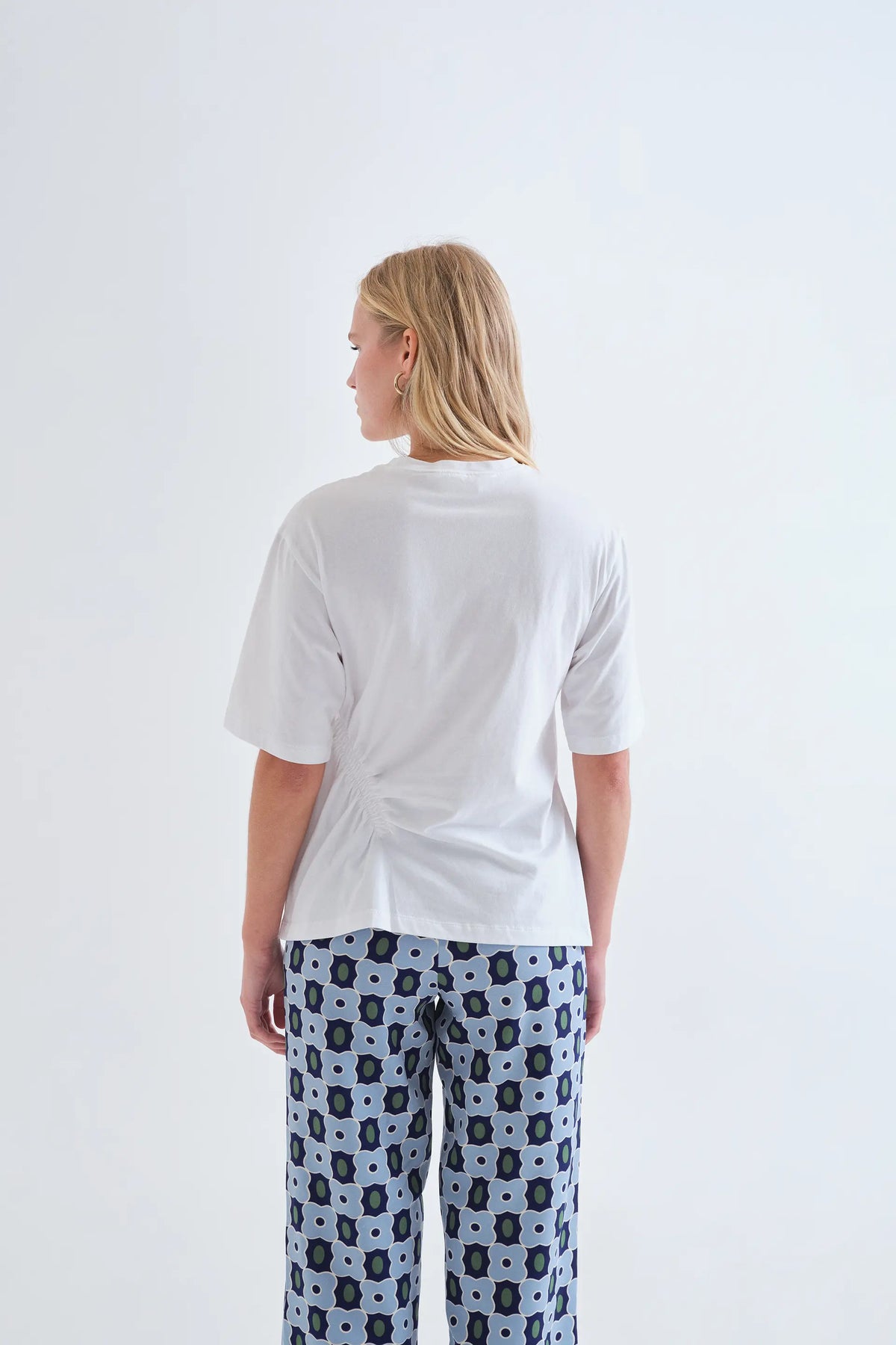 Camiseta básica 100% algodón blanco