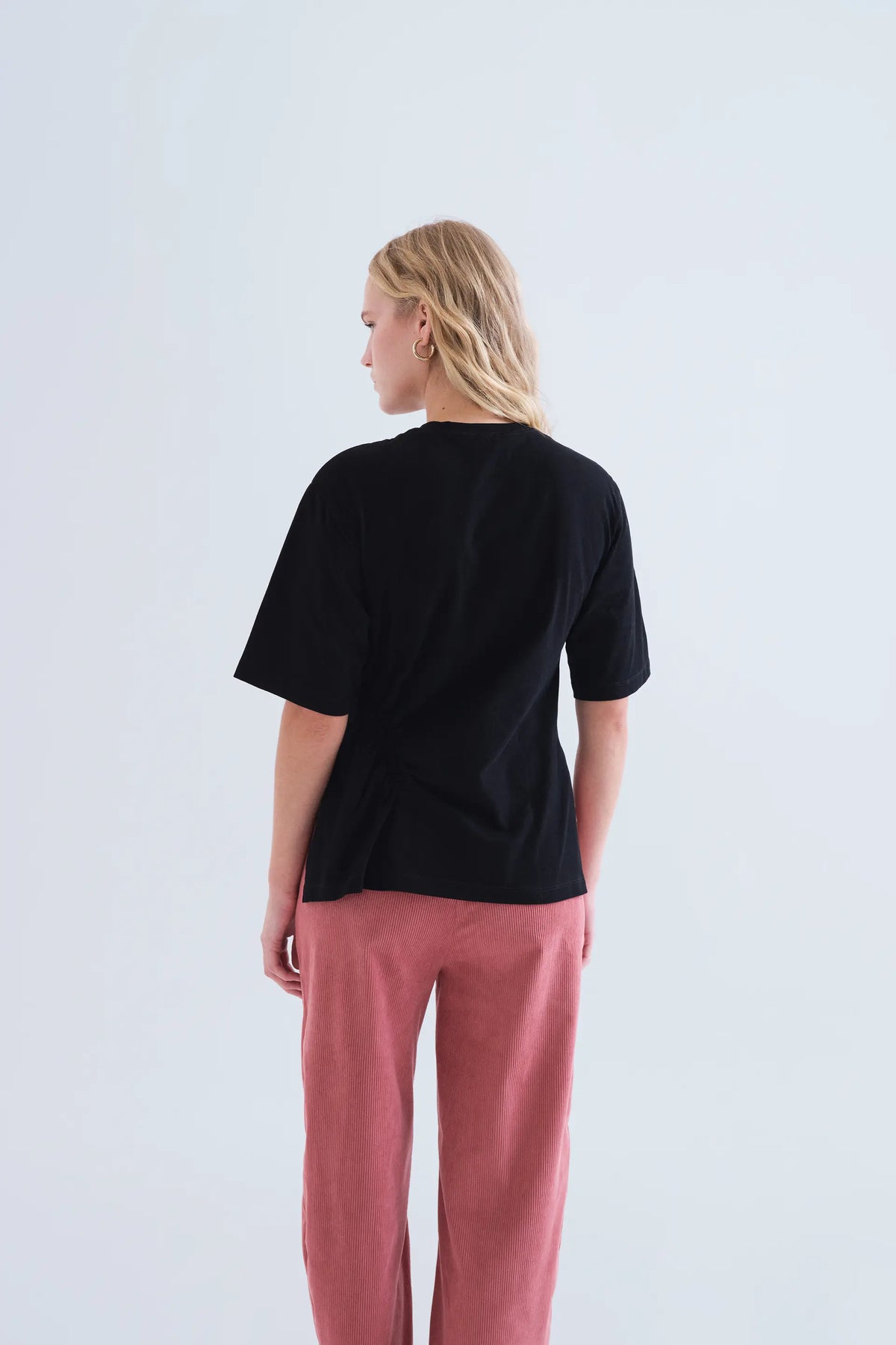 Basic T-shirt 100% black cotton