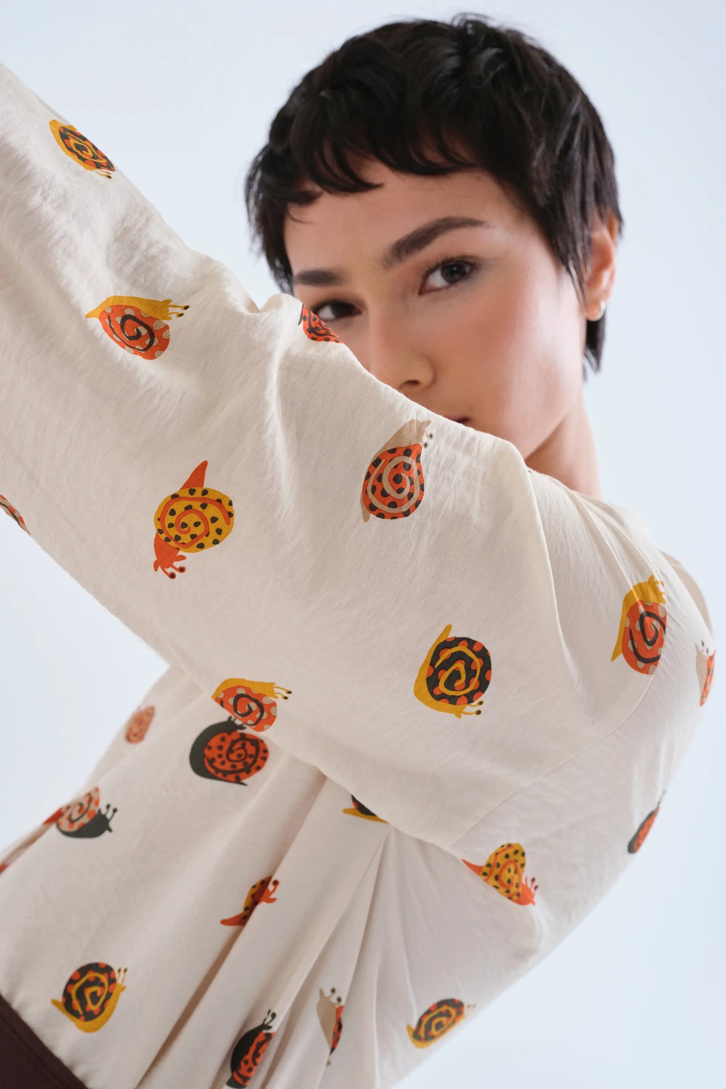 Camicia con stampa di lumache