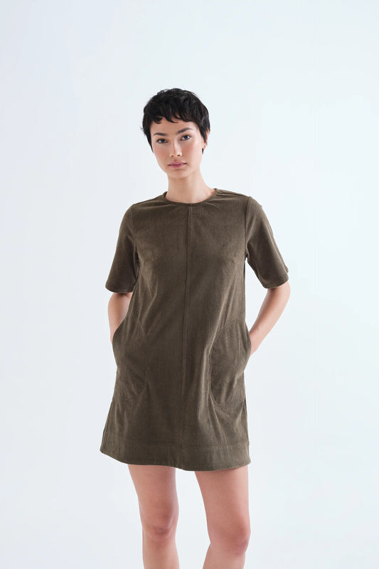Vestido de pana verde oscuro
