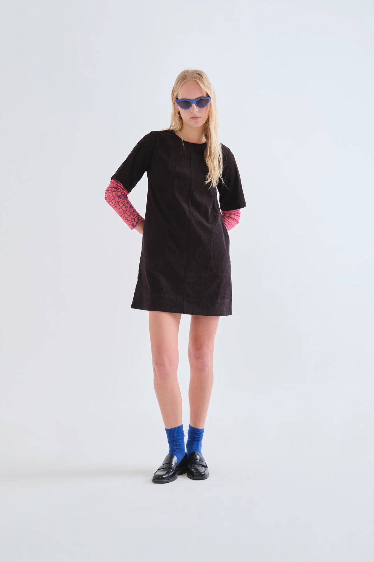 Vestido de pana negro