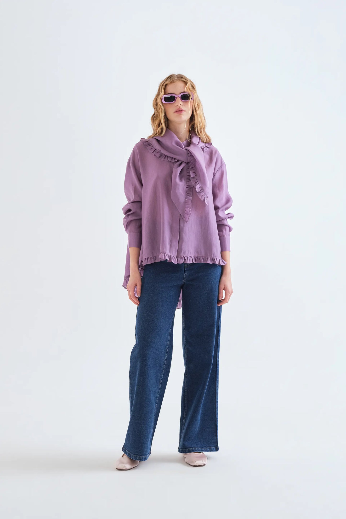 Camicia con foulard viola