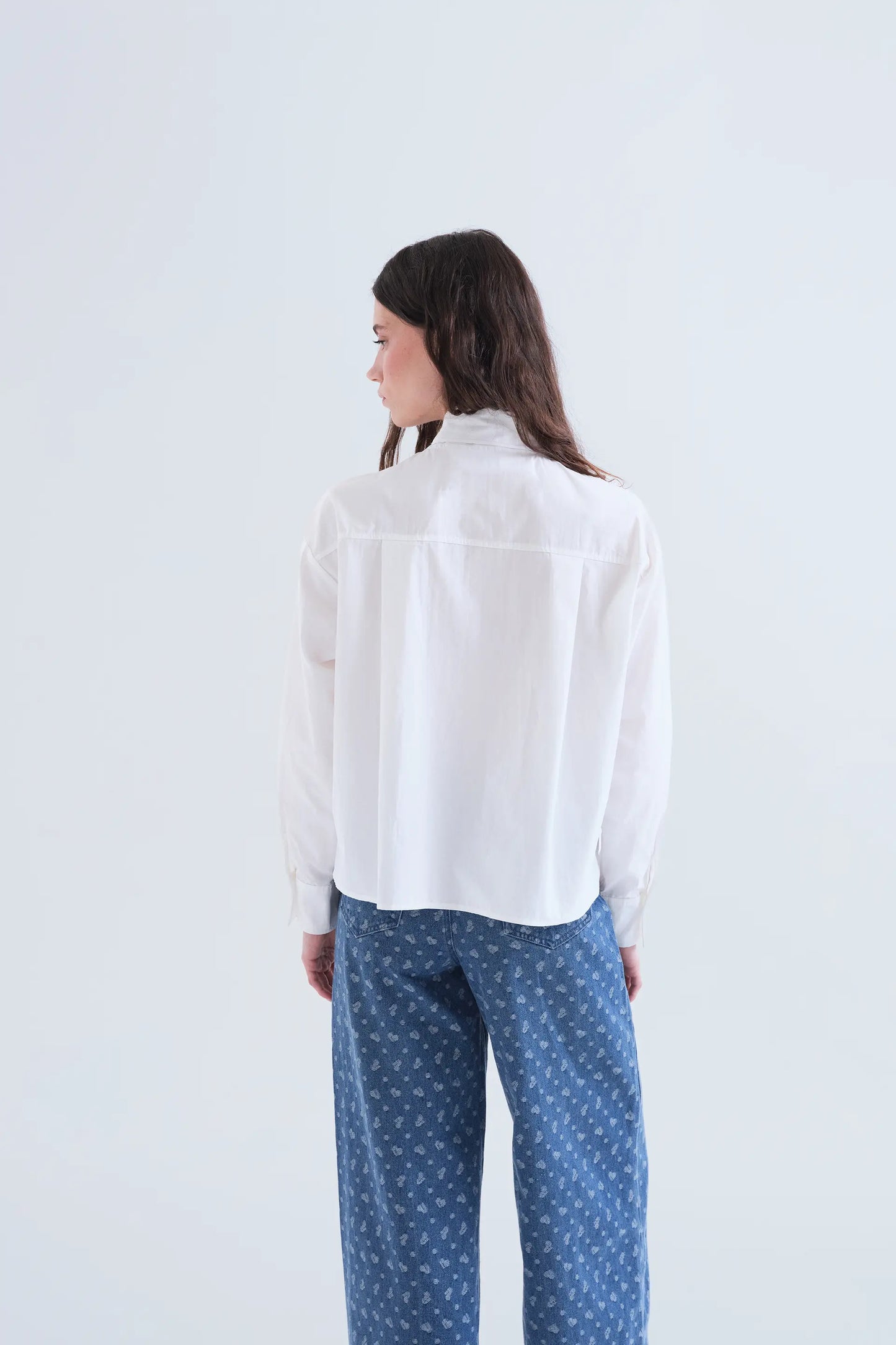 Camicia con fiocco 100% cotone bianco
