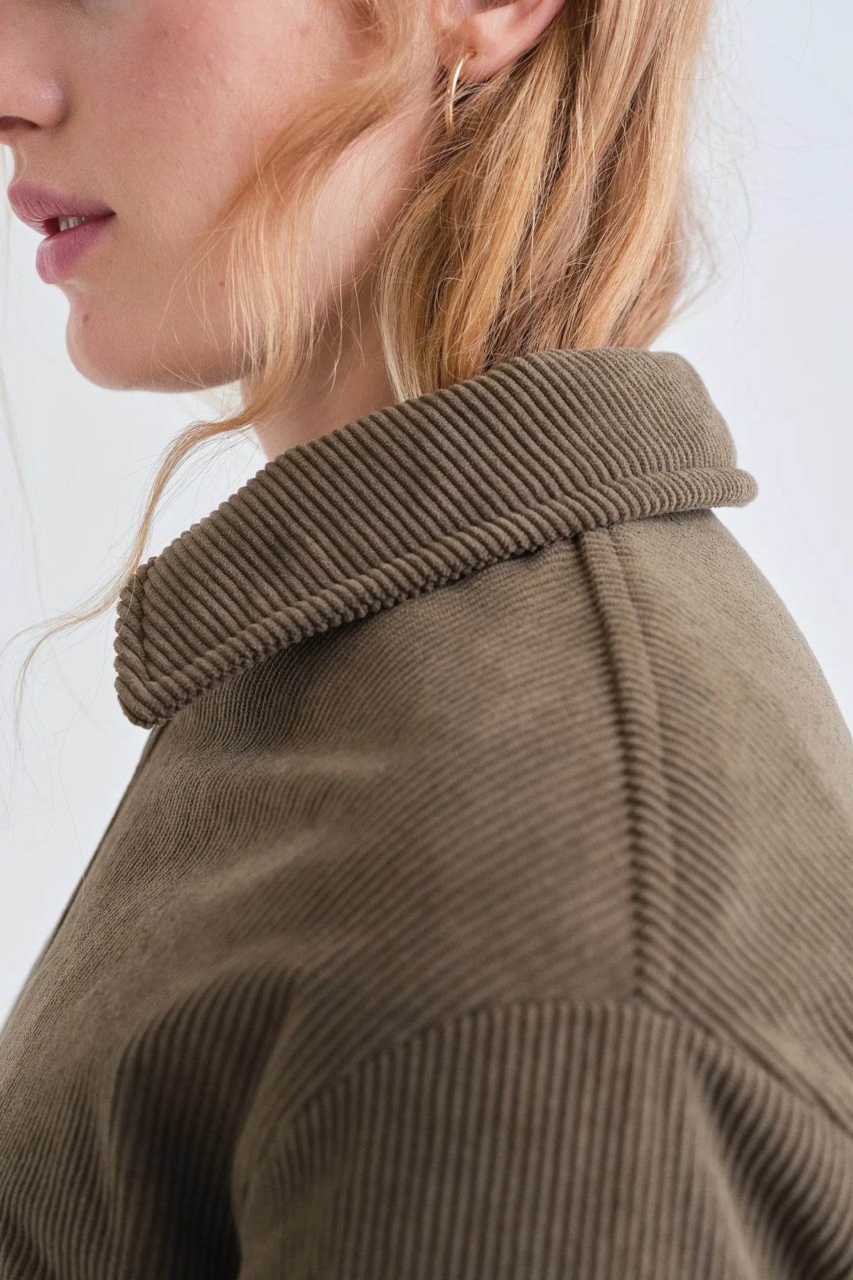 Chaqueta de pana verde