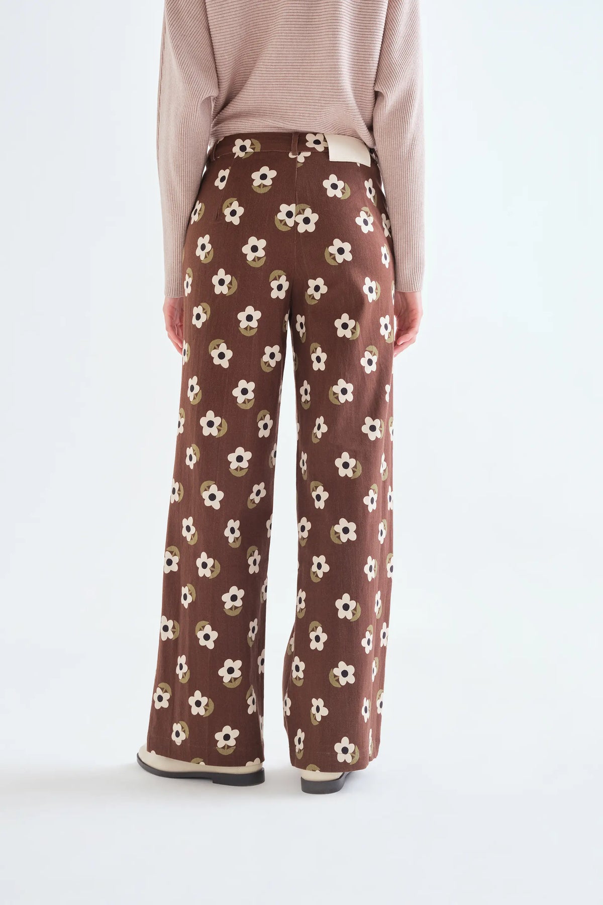 Pantalón con estampado Santini