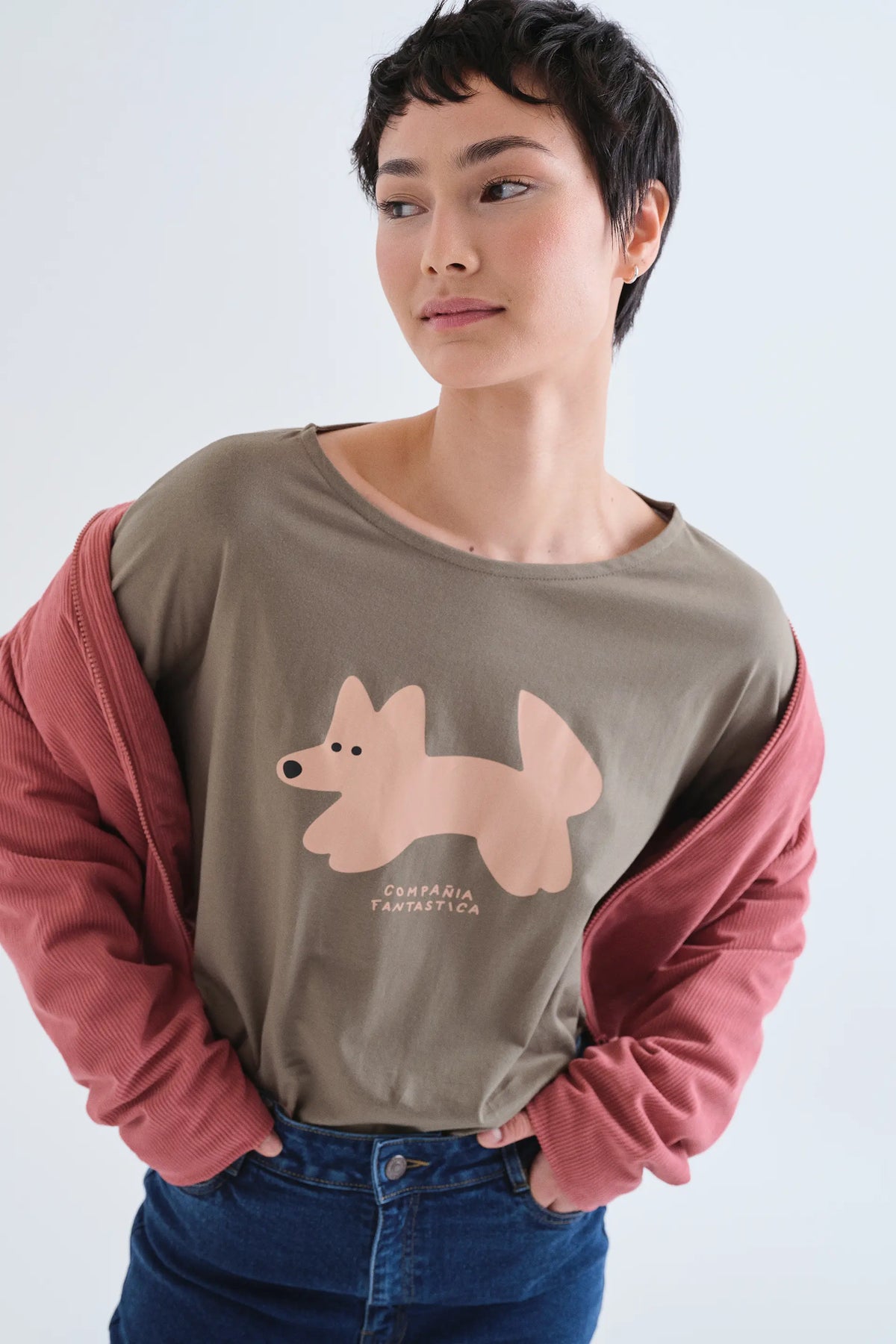 T-shirt 100% cotone verde oliva con stampa volpe "Compañía Fantástica"