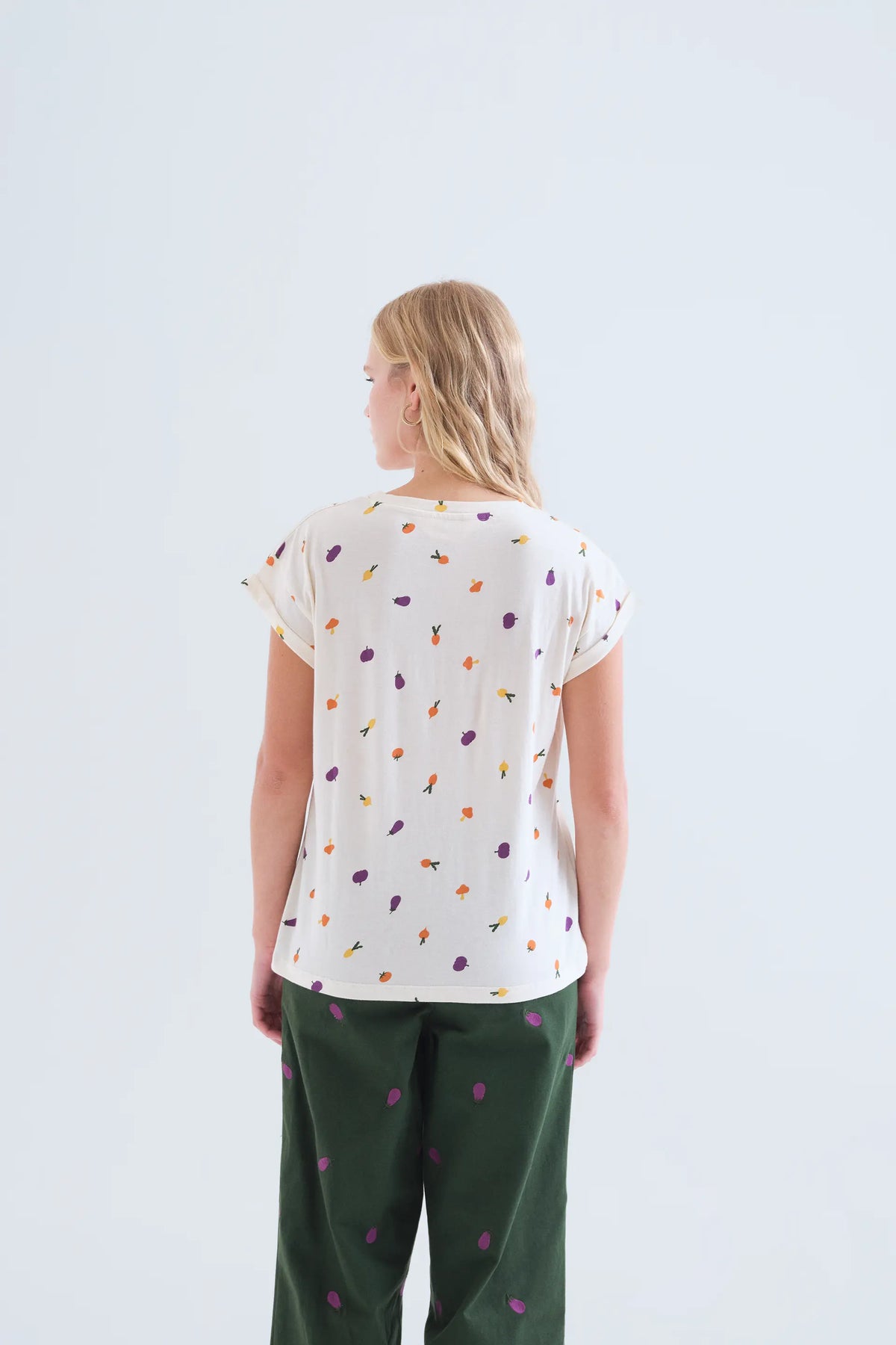 T-shirt 100% cotone con stampa vegetale