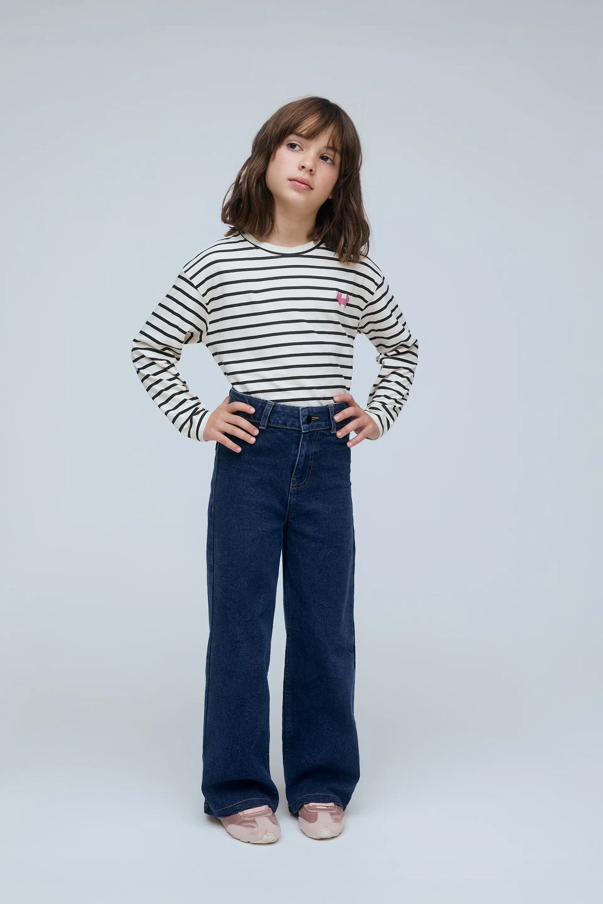 Girl's navy blue jeans with heart pockets