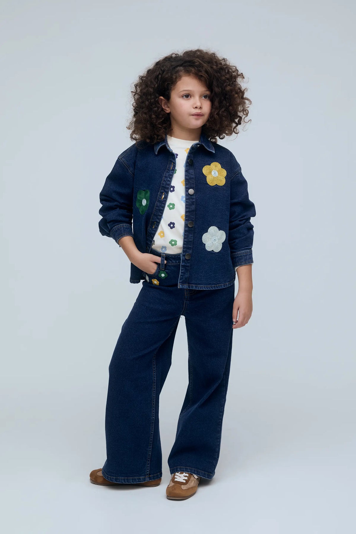 Camicia-giacca di jeans da bambina con ricamo Euphonia