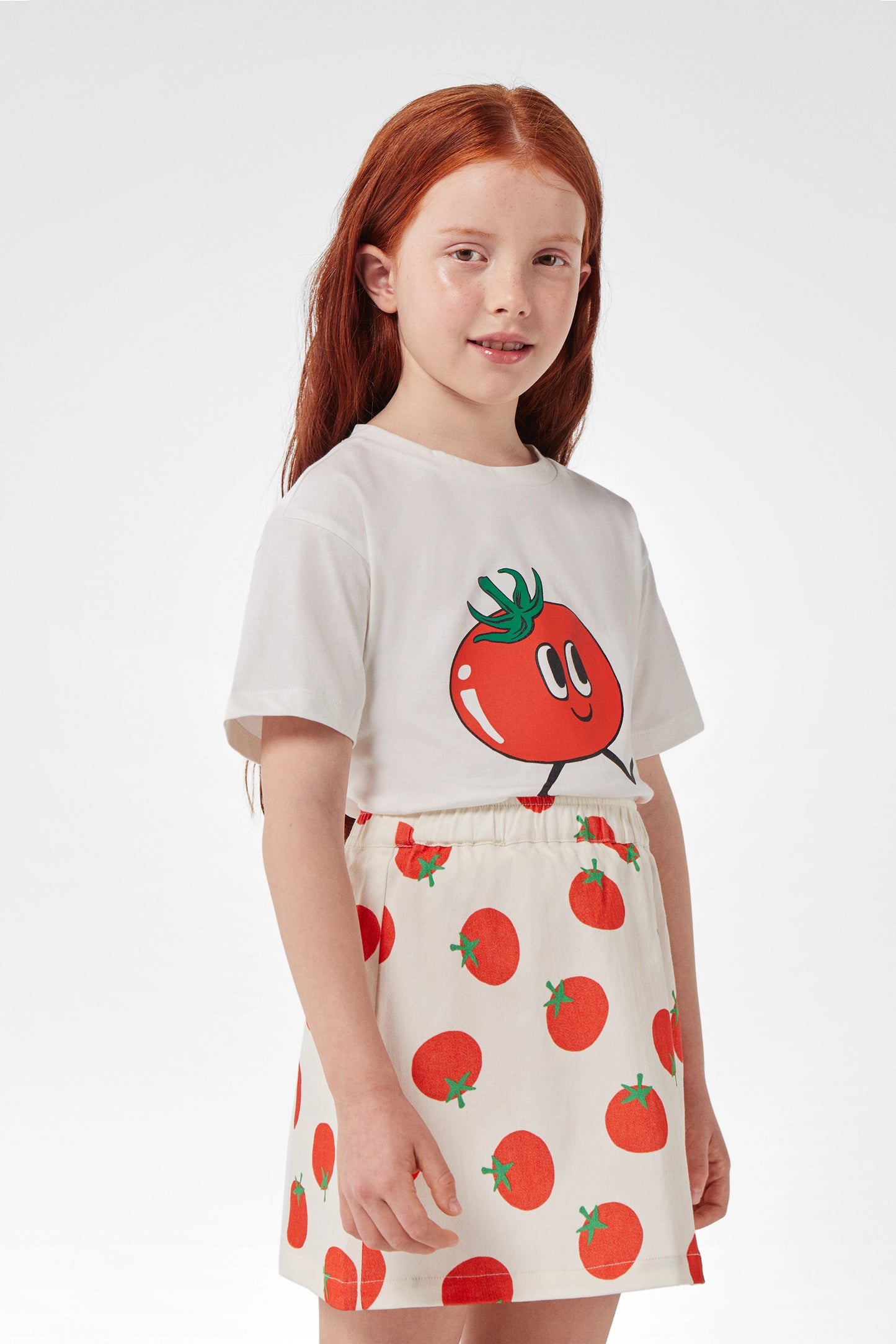 Gonna corta da bambina | Revival: Collezione di Pomodori